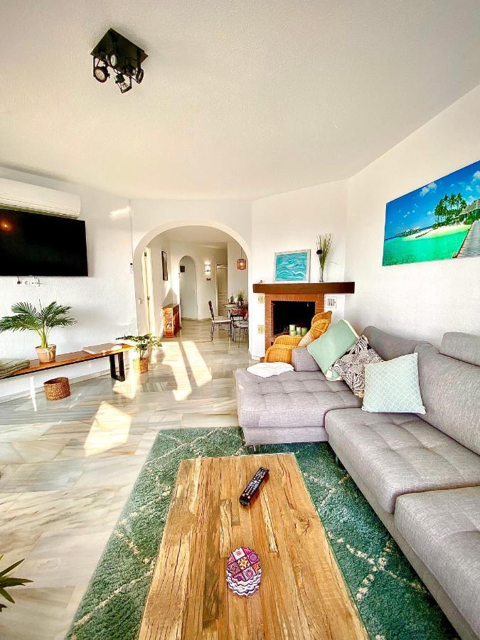 Casa De Las Palmas Sitio de Calahonda Ngoại thất bức ảnh