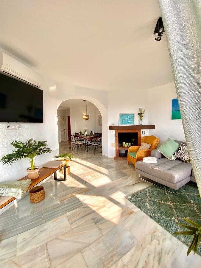 Casa De Las Palmas Sitio de Calahonda Ngoại thất bức ảnh
